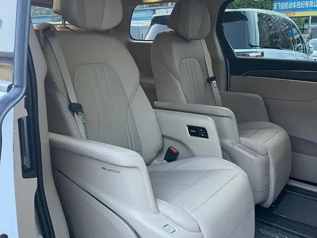 Buick GL8 Hybrid 2025 из CN, фото 6