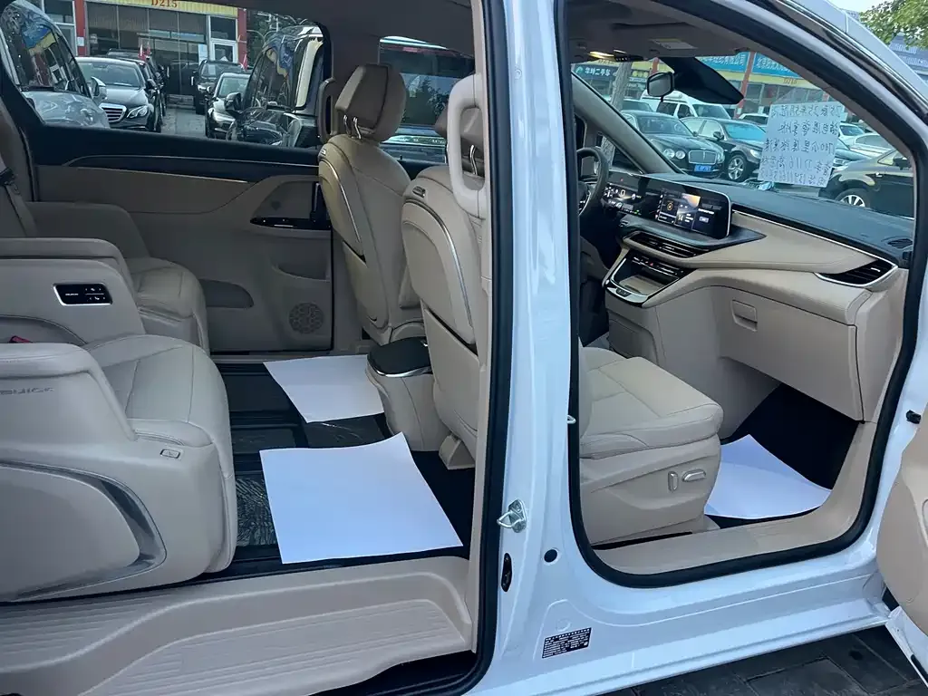Buick GL8 Hybrid 2025 из CN, фото 8