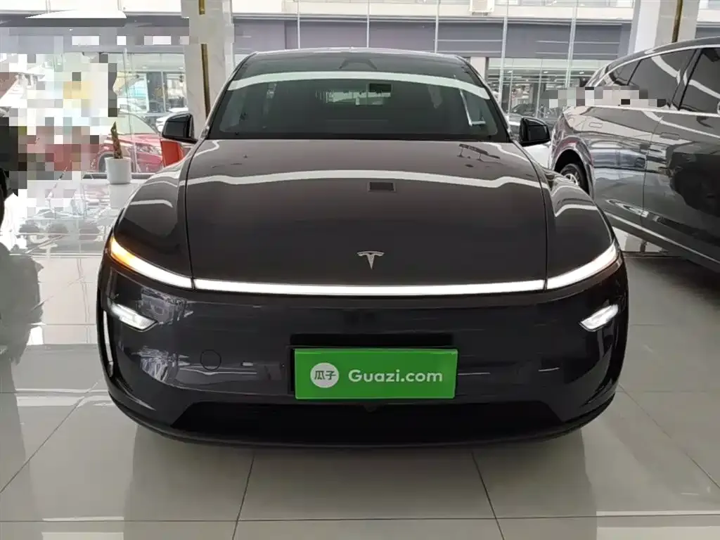 Tesla Model Y — фото 2