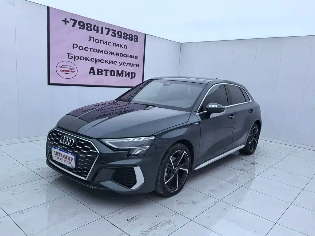 Audi A3 — фото 1