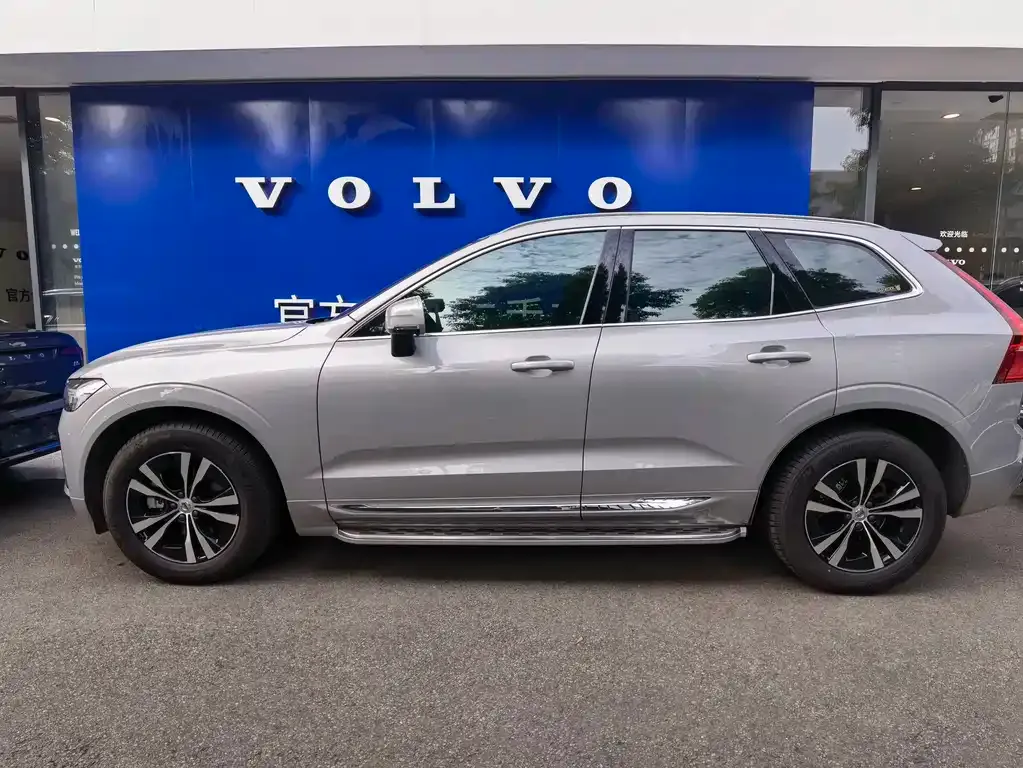 Volvo XC60 2024 из CN, фото 3