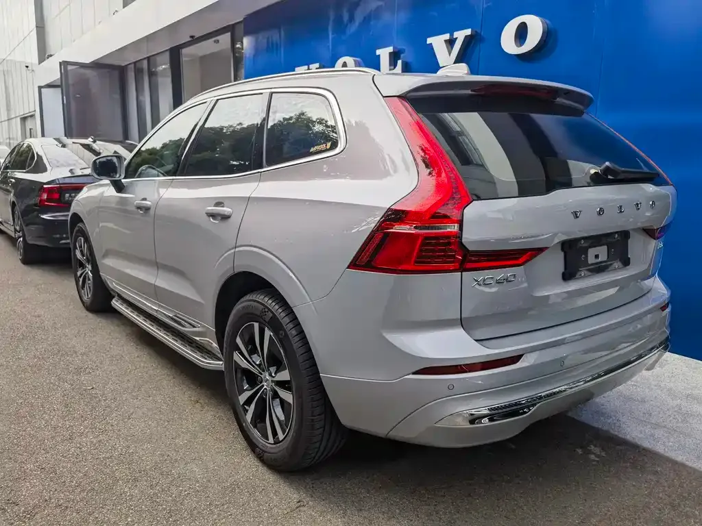 Volvo XC60 2024 из CN, фото 7