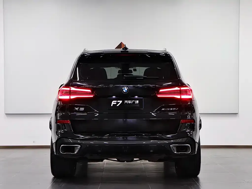 BMW X5 — фото 2