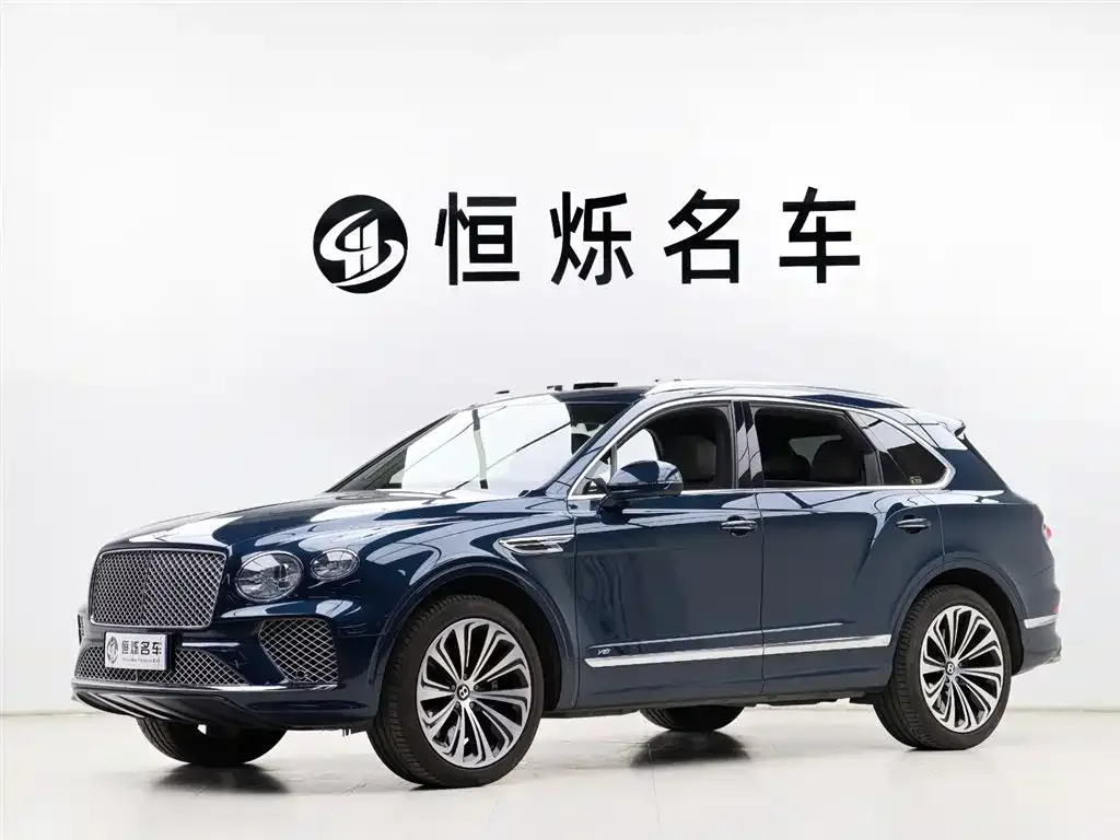 Bentley Bentayga — фото 1