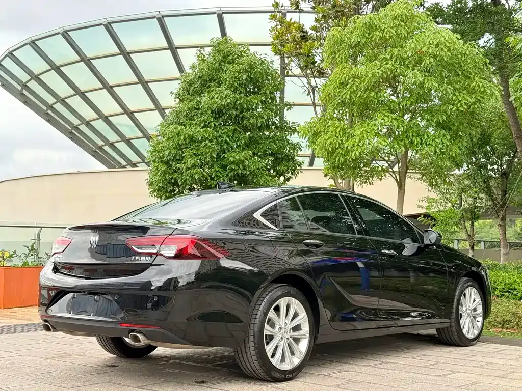 Buick Regal — фото 9