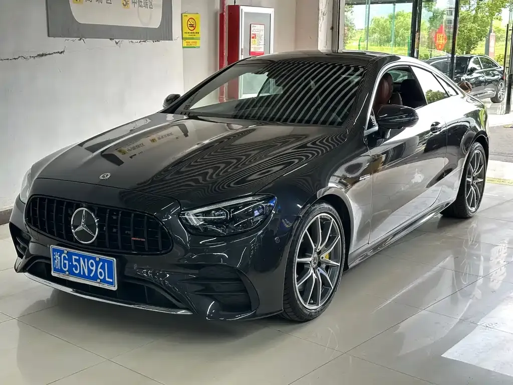 Mercedes-Benz E-Class (Import) — фото 1
