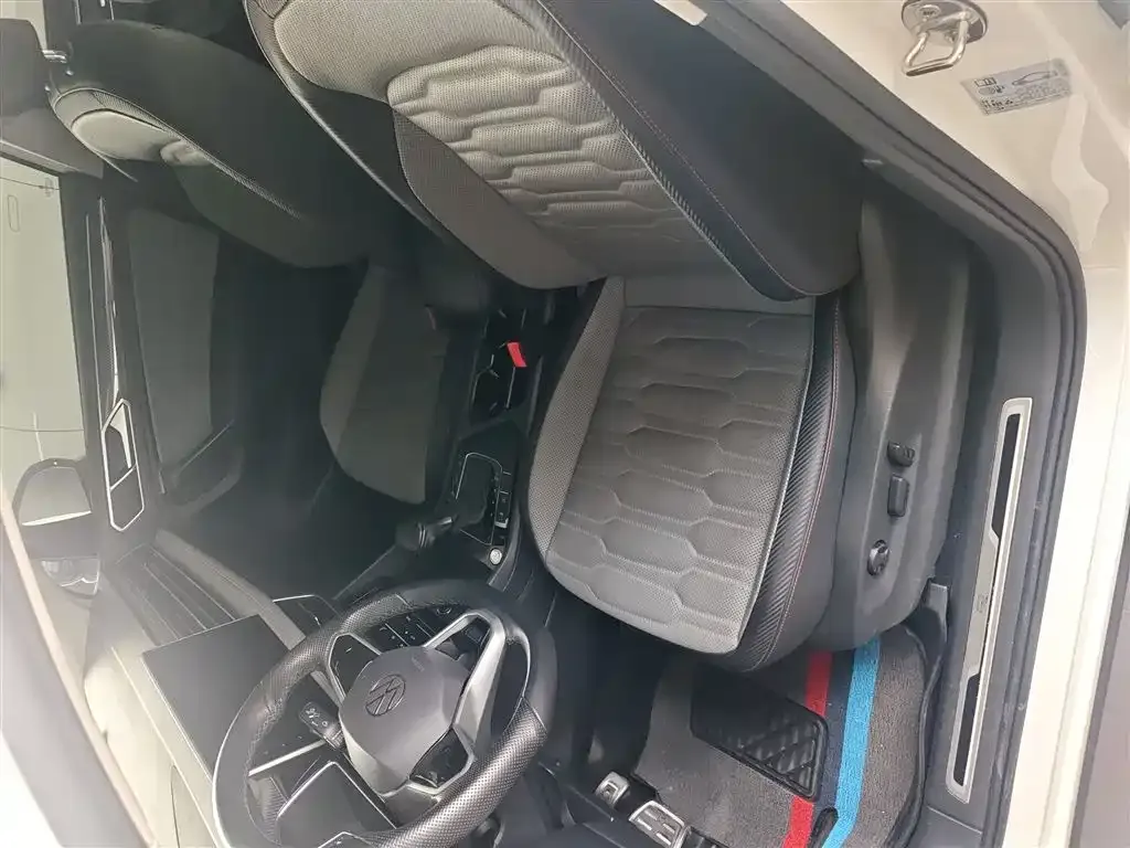 Volkswagen Tiguan X 2023 из CN, фото 9