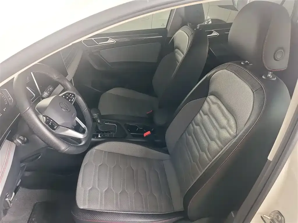 Volkswagen Tiguan X 2023 из CN, фото 8