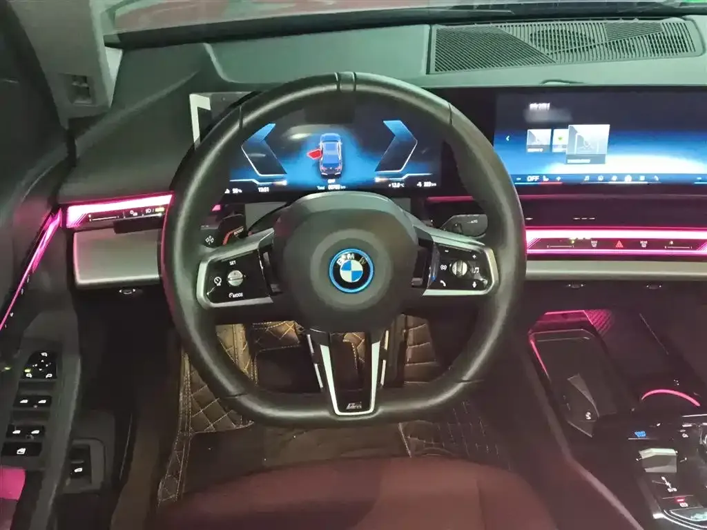 BMW i5 — фото 6