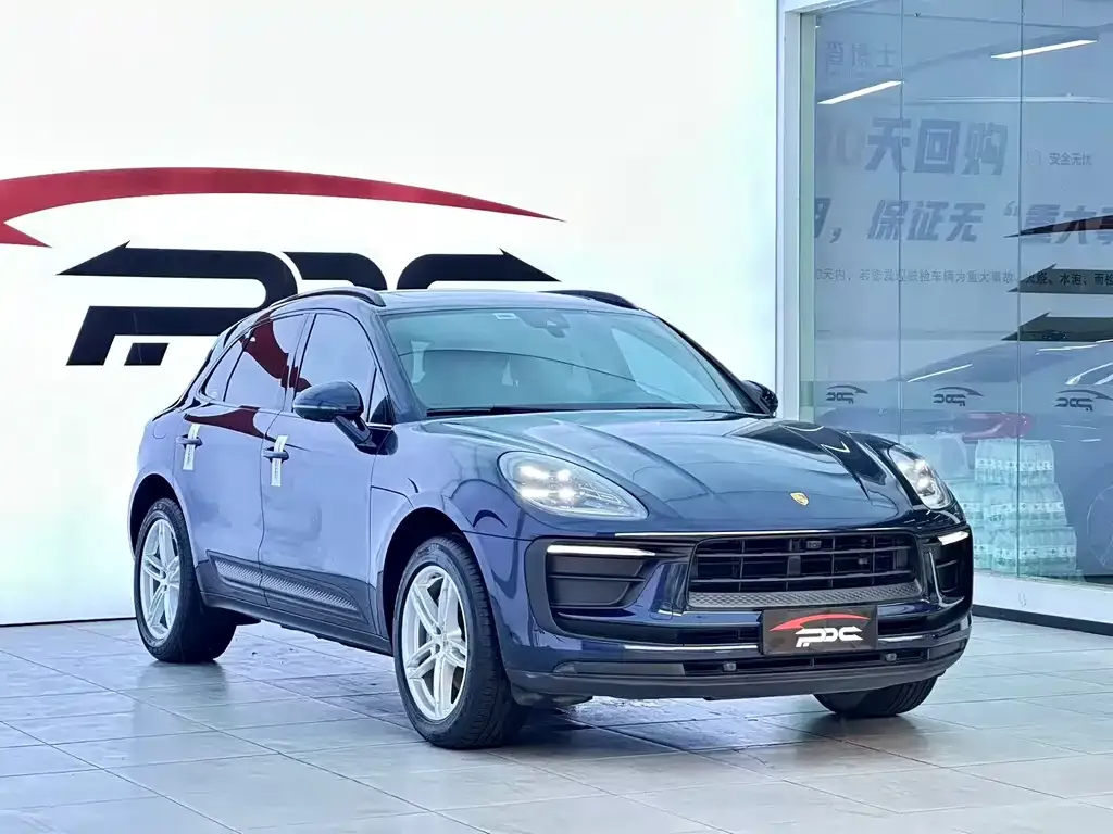 Porsche Macan — фото 9