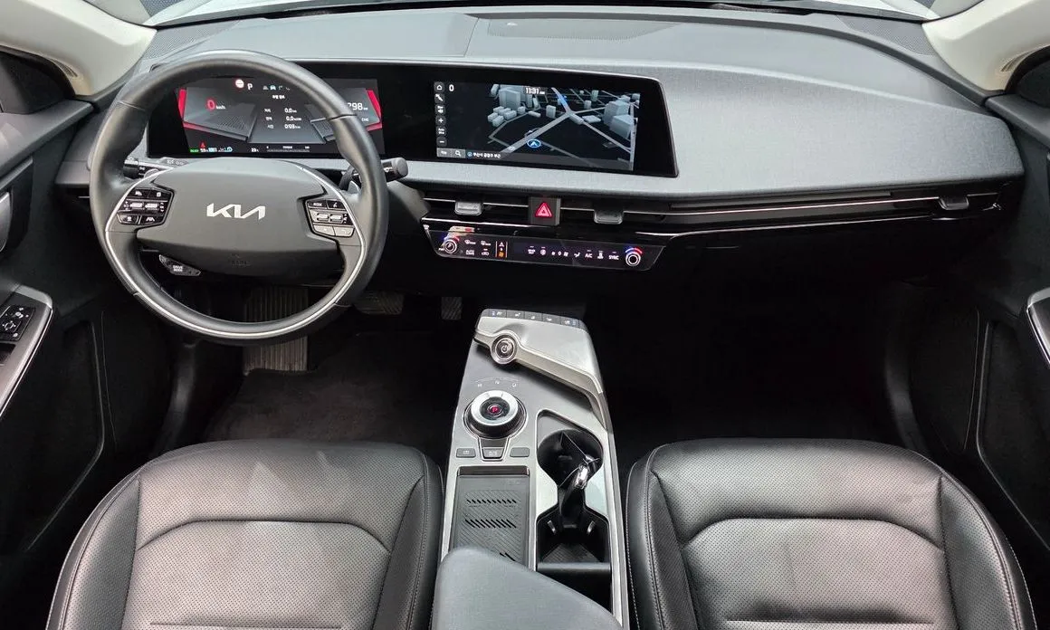 Kia EV6 — фото 9