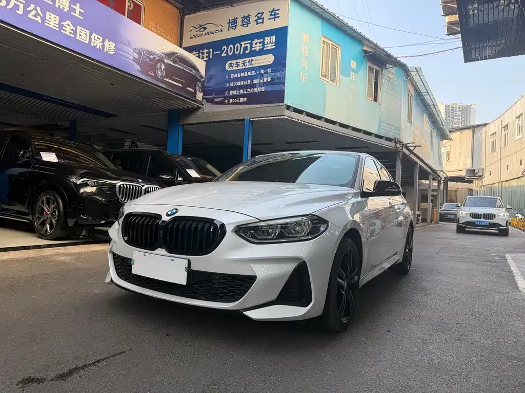 BMW 1 Series — фото 1