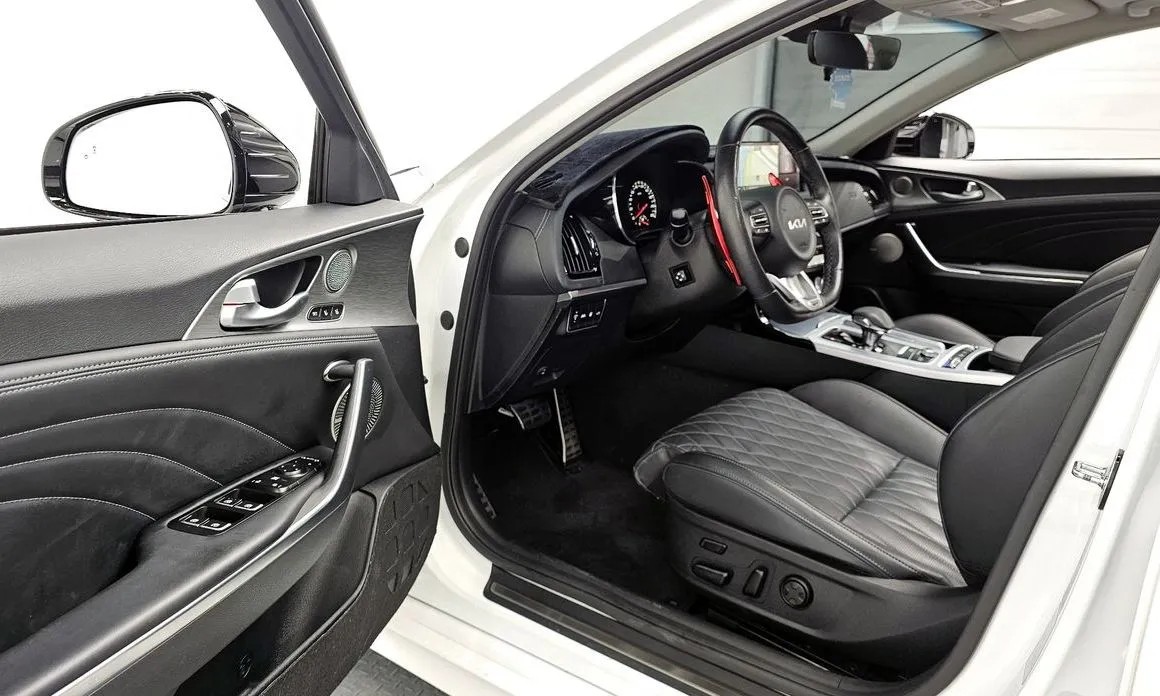 Kia Stinger 2023 из KR, фото 6