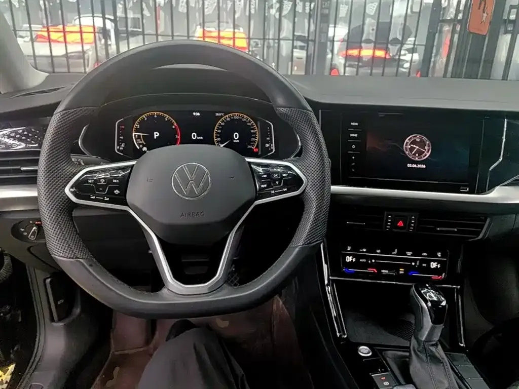 Volkswagen Passat — фото 2