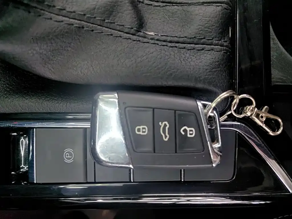 Volkswagen Passat — фото 4