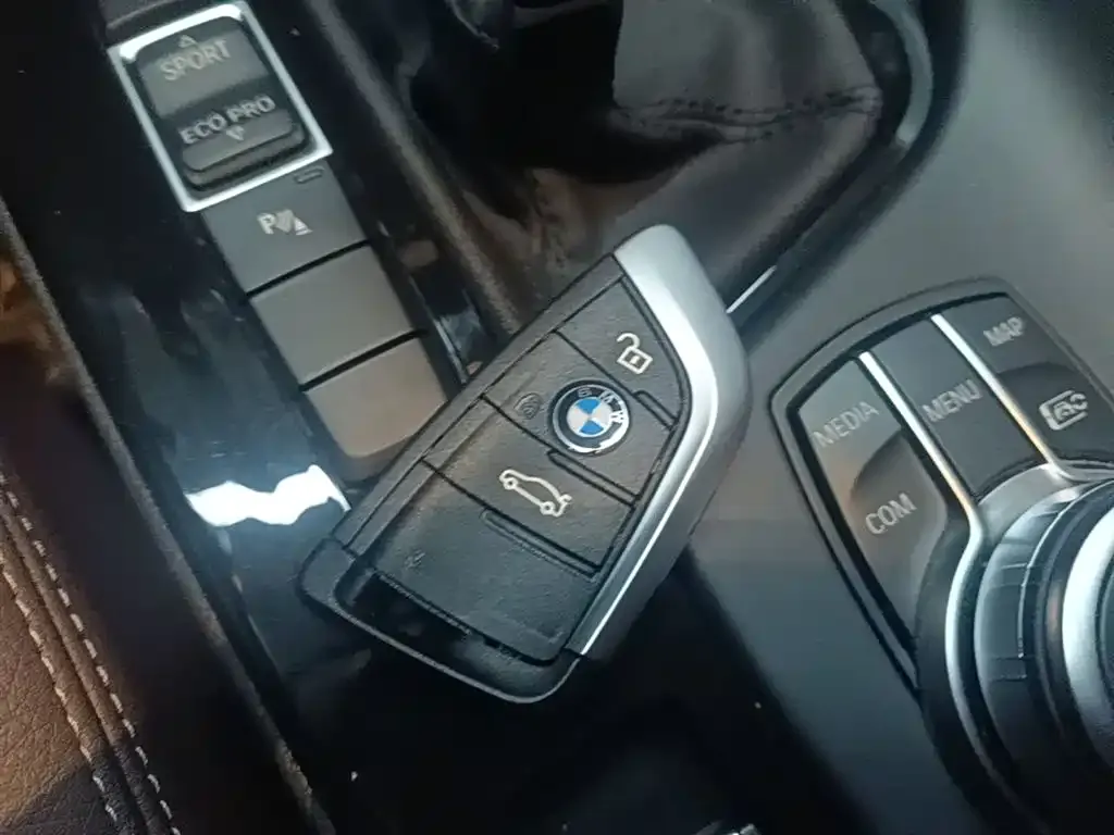 BMW X2 — фото 7