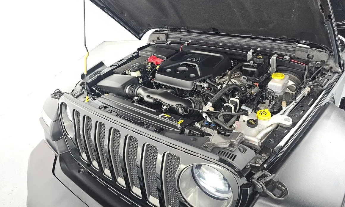 Jeep Wrangler 2023 из KR, фото 4
