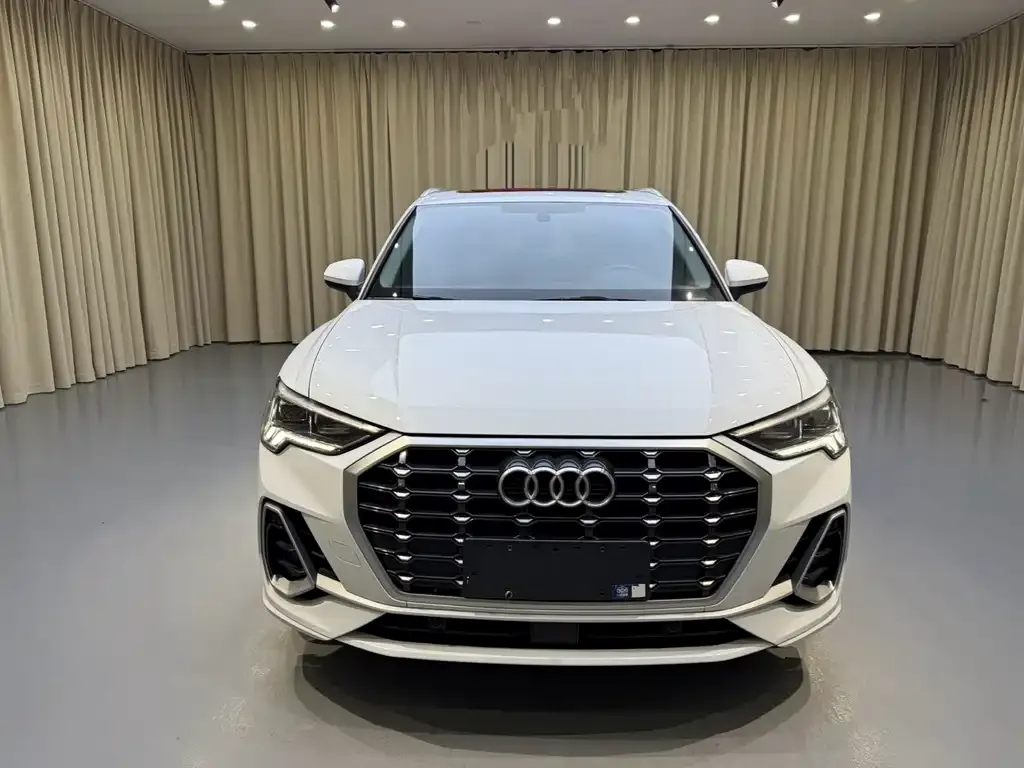 Audi Q3 — фото 2