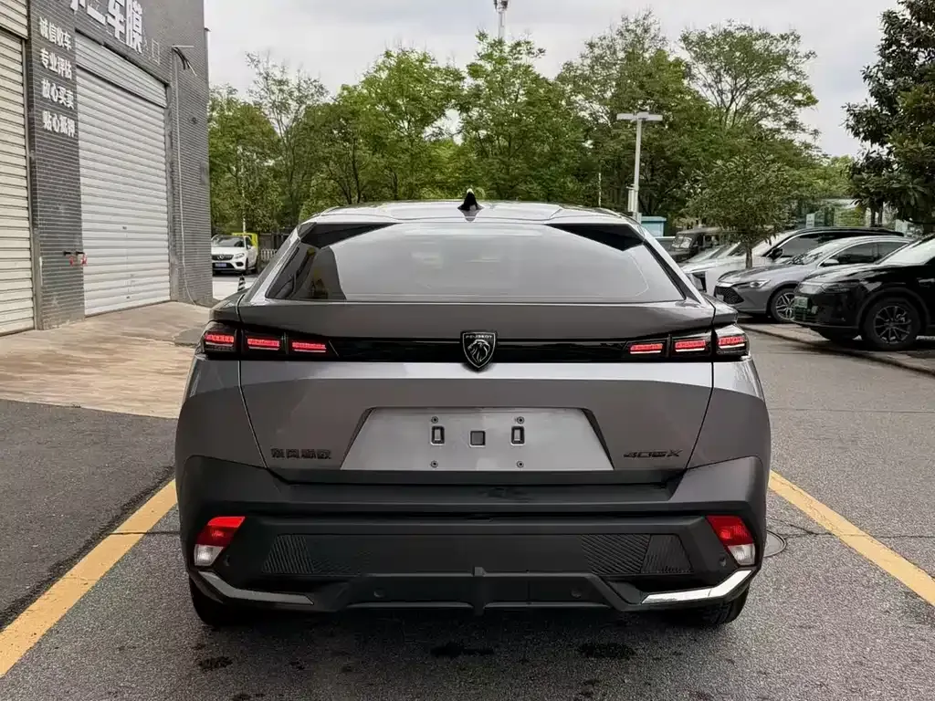 Peugeot 408X 2024 из CN, фото 2