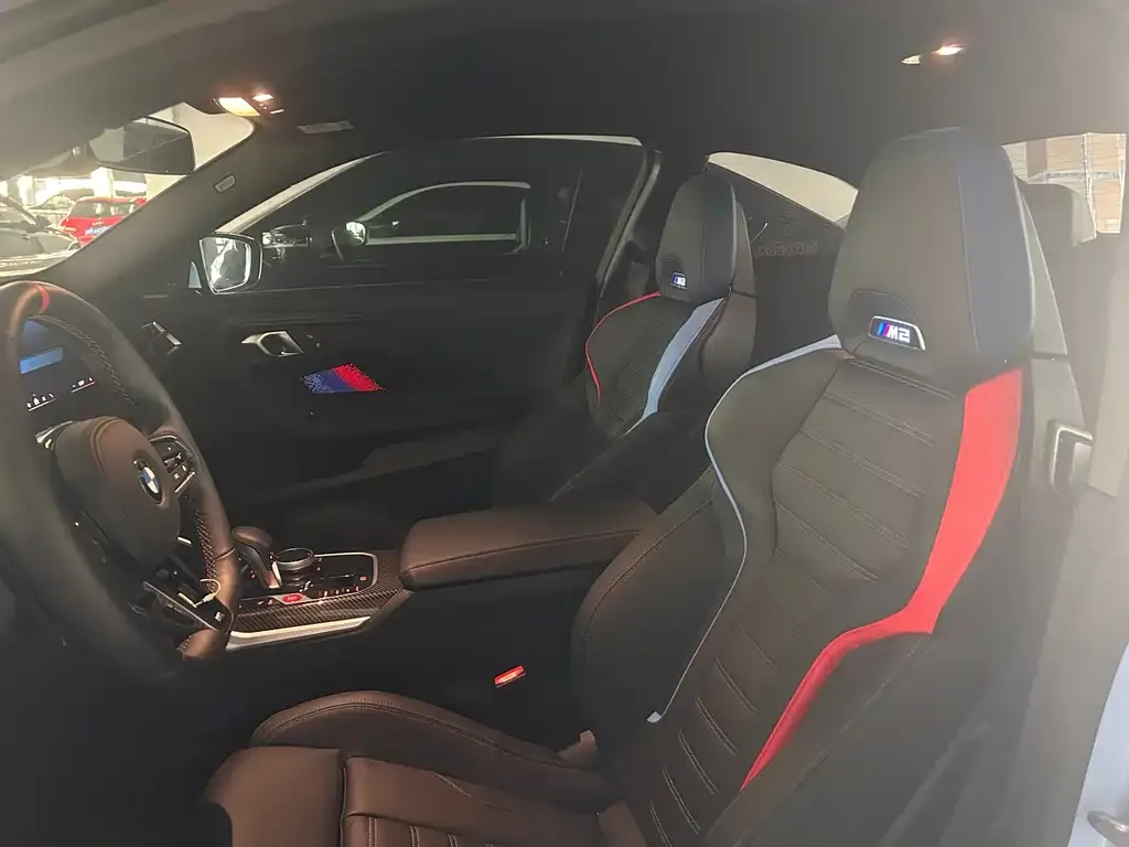 BMW M2 2025 из CN, фото 3