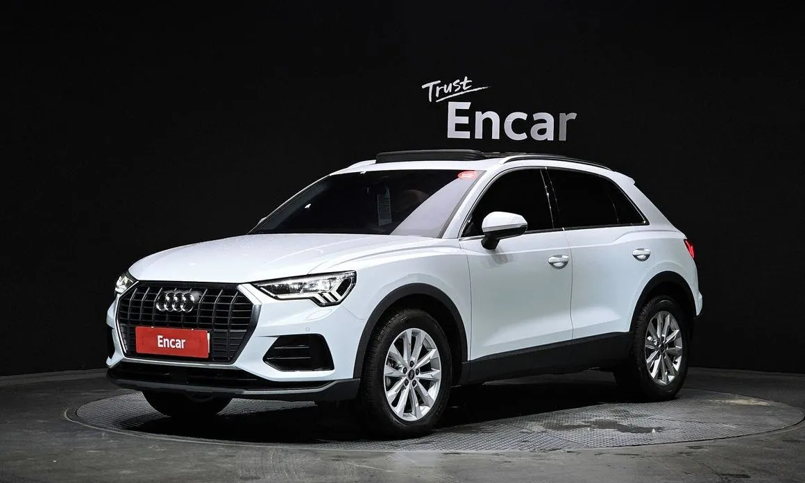 Audi Q3 — фото 1