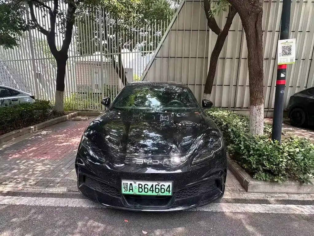 BYD Seal 06GT