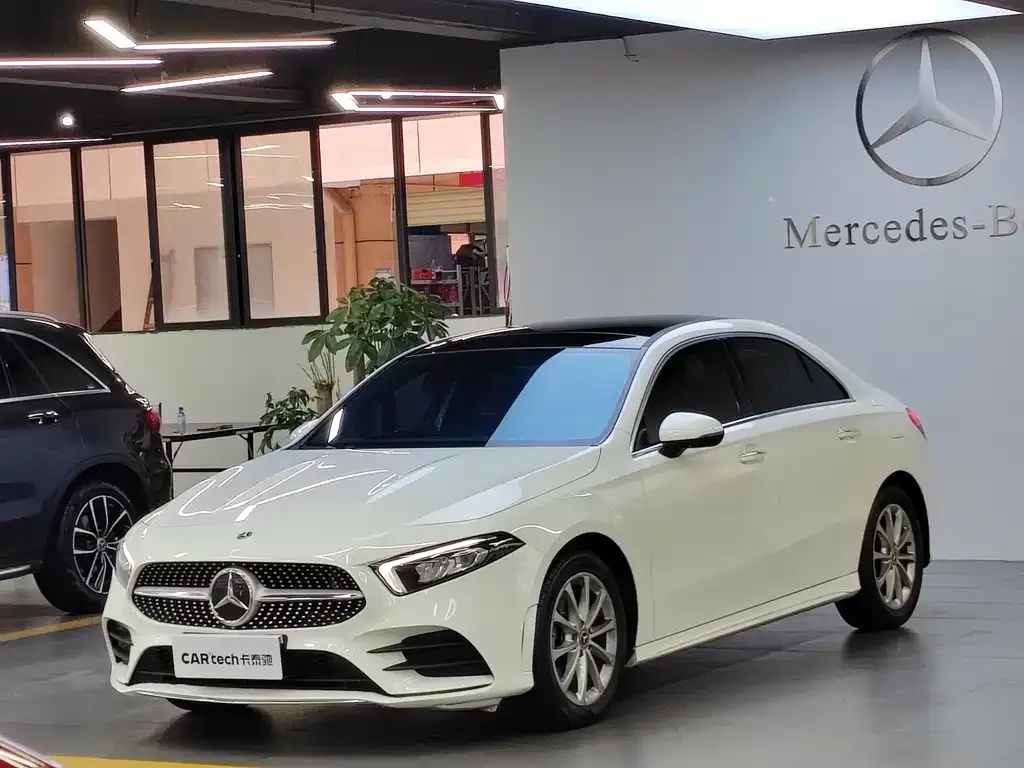 Mercedes-Benz A-Class — фото 1