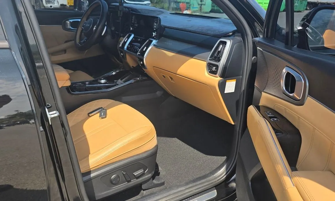 Kia Sorento — фото 9