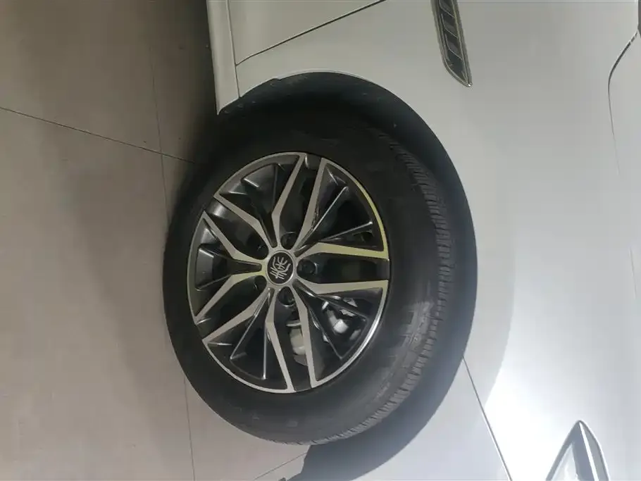 BYD Qin PLUS — фото 10