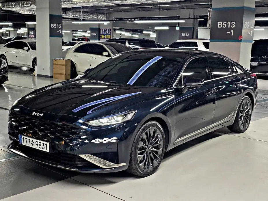 Kia K8