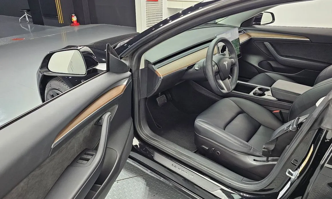 Tesla Model 3 — фото 10