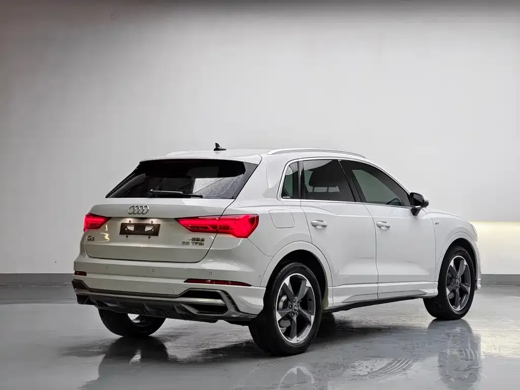 Audi Q3 — фото 5