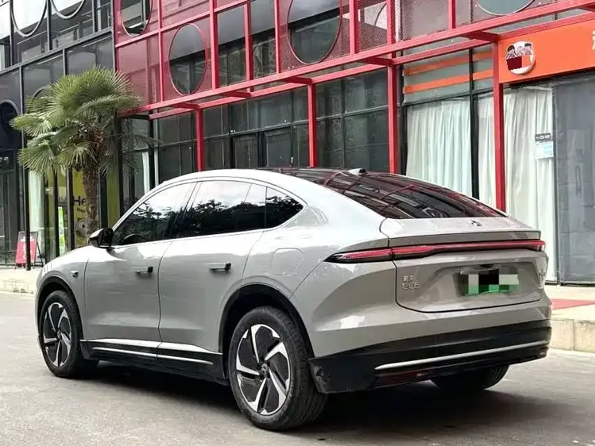 NIO EC6 — фото 8