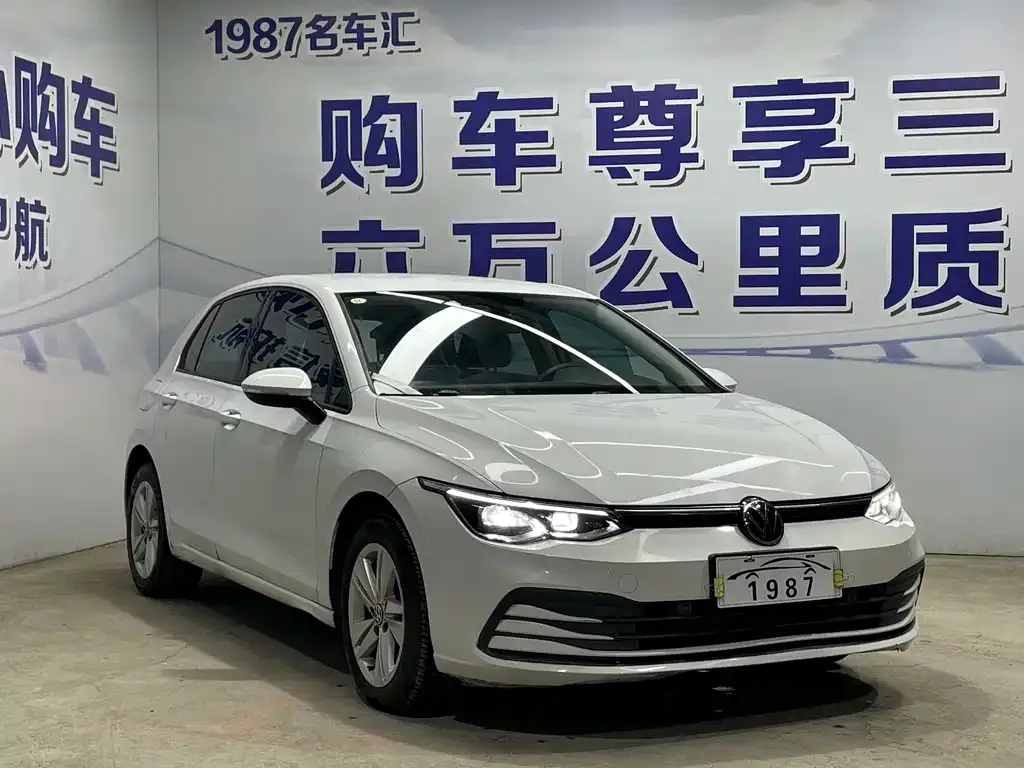 Volkswagen Golf 2023 из CN, фото 3