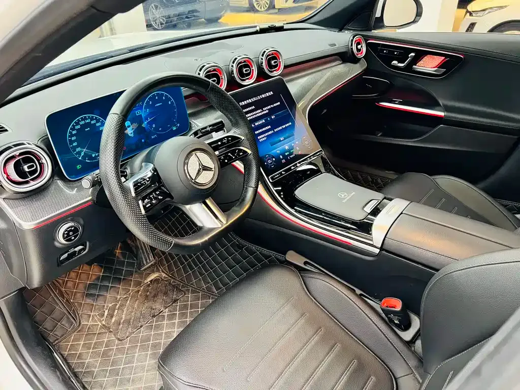 Mercedes-Benz C-Class — фото 10