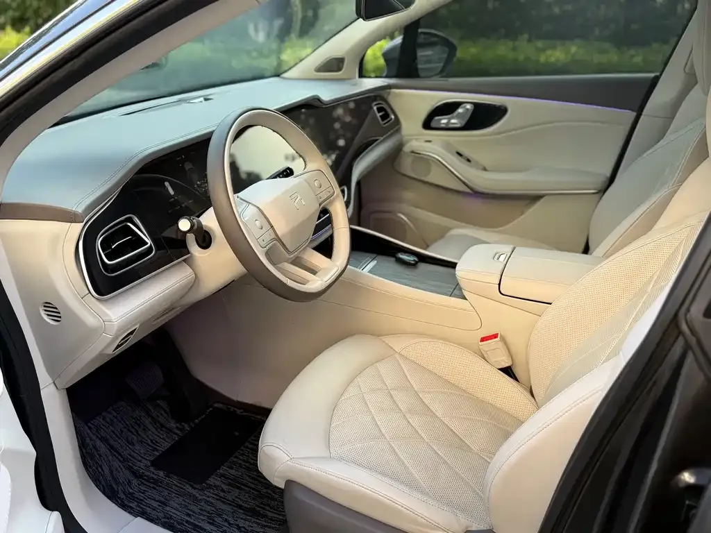 Roewe Feifan R7 2024 из CN, фото 9