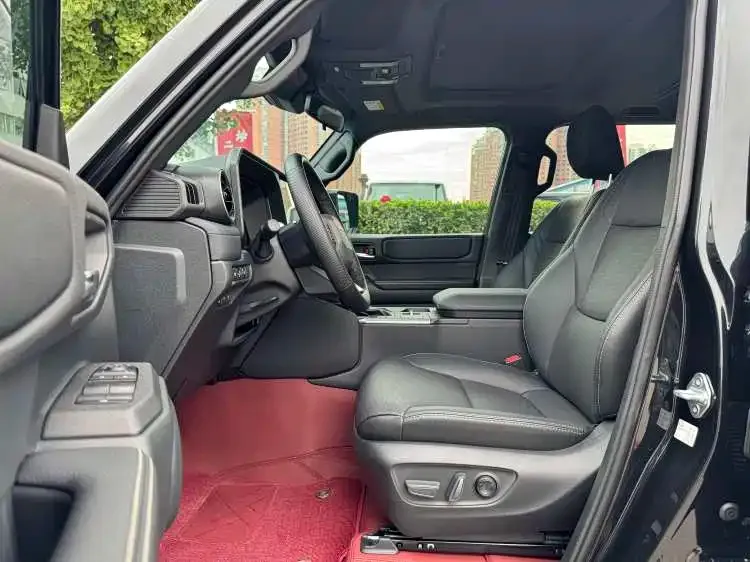 Toyota Prado 2025 из CN, фото 5