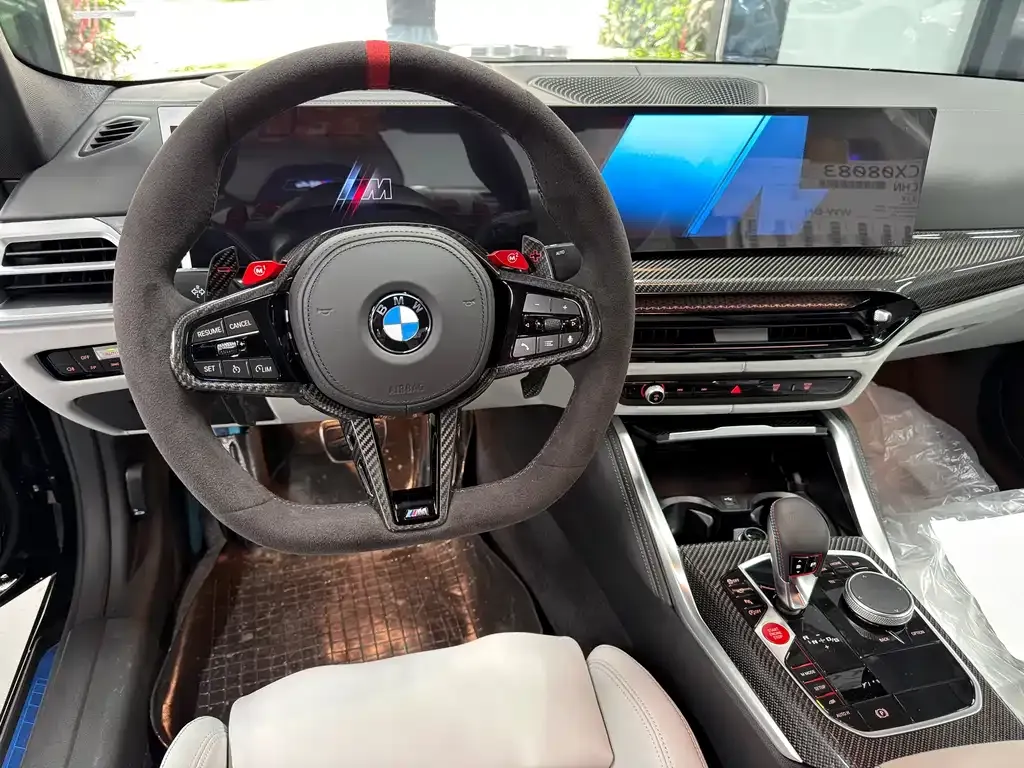 BMW M4 — фото 10