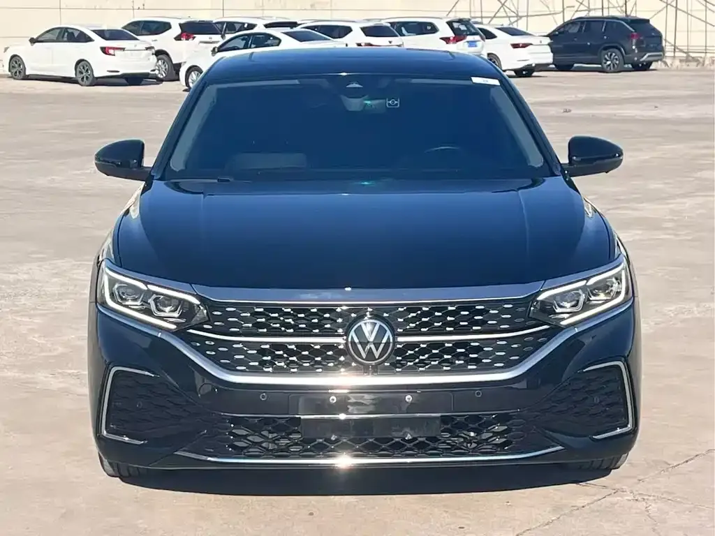 Volkswagen Passat — фото 5