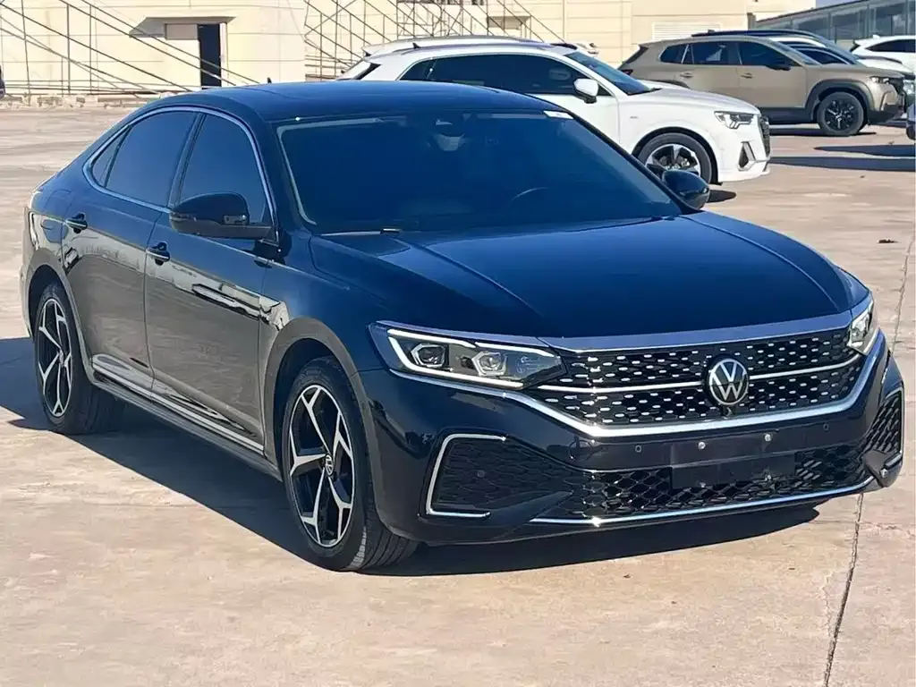 Volkswagen Passat — фото 9