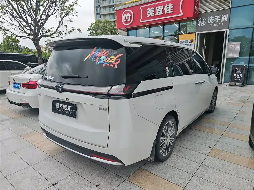GAC Motor 传祺E8 PHEV — фото 7