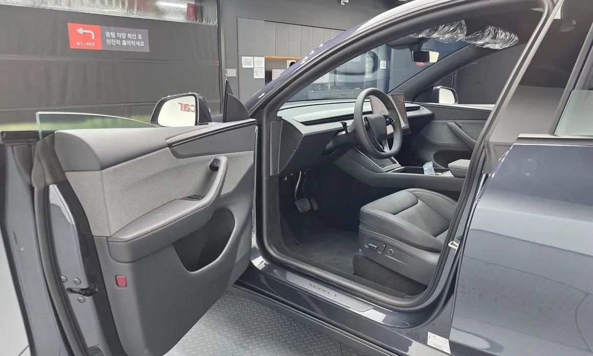 Tesla Model Y 2026 из KR, фото 10