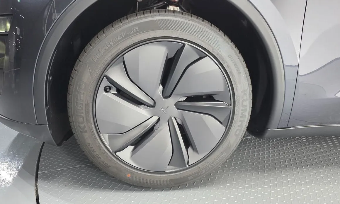 Tesla Model Y 2026 из KR, фото 8