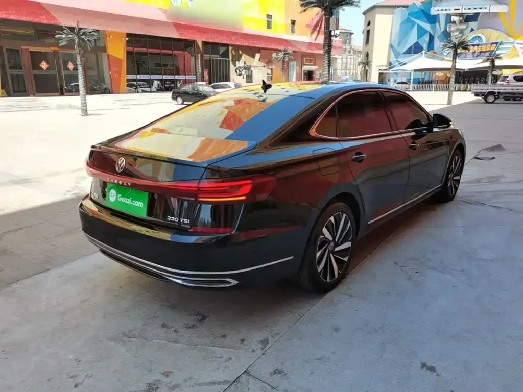 Volkswagen Passat — фото 6