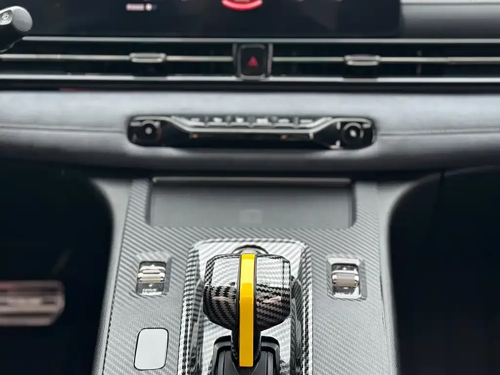 GAC Motor Shadow Leopard — фото 7