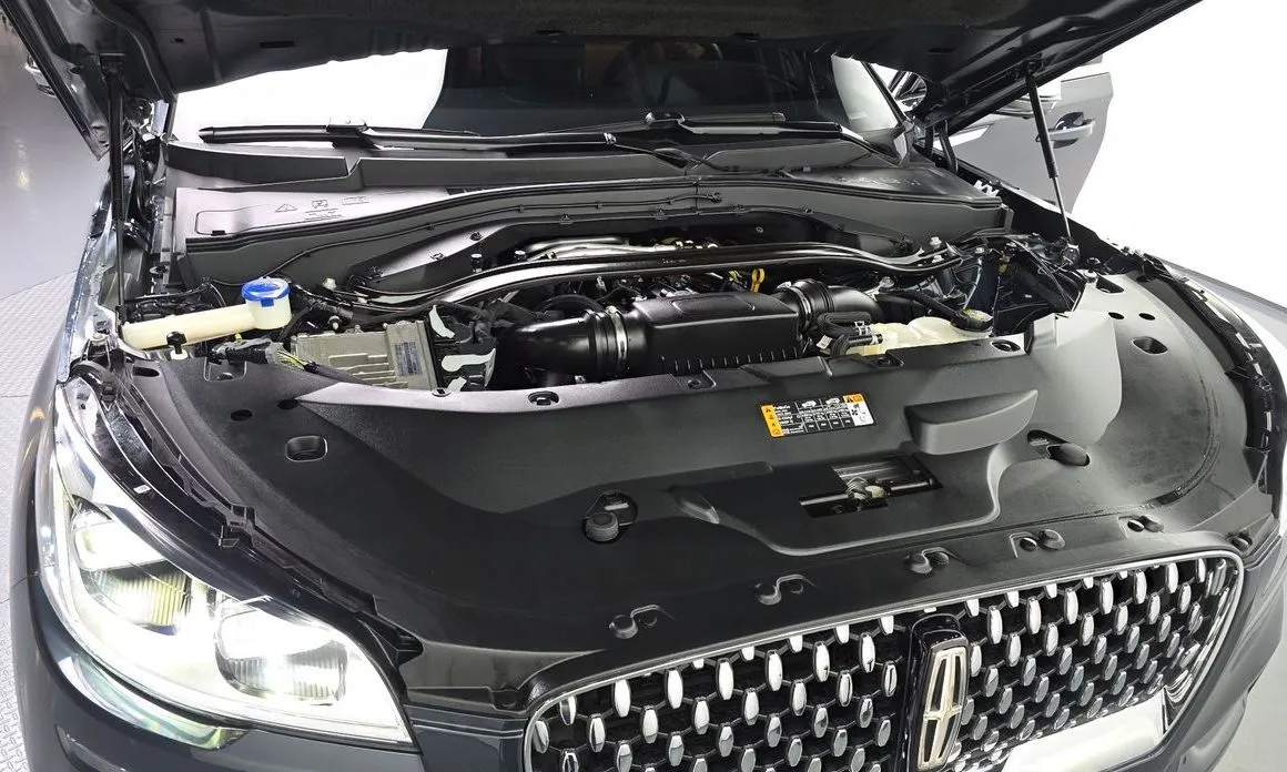 Lincoln Aviator — фото 10