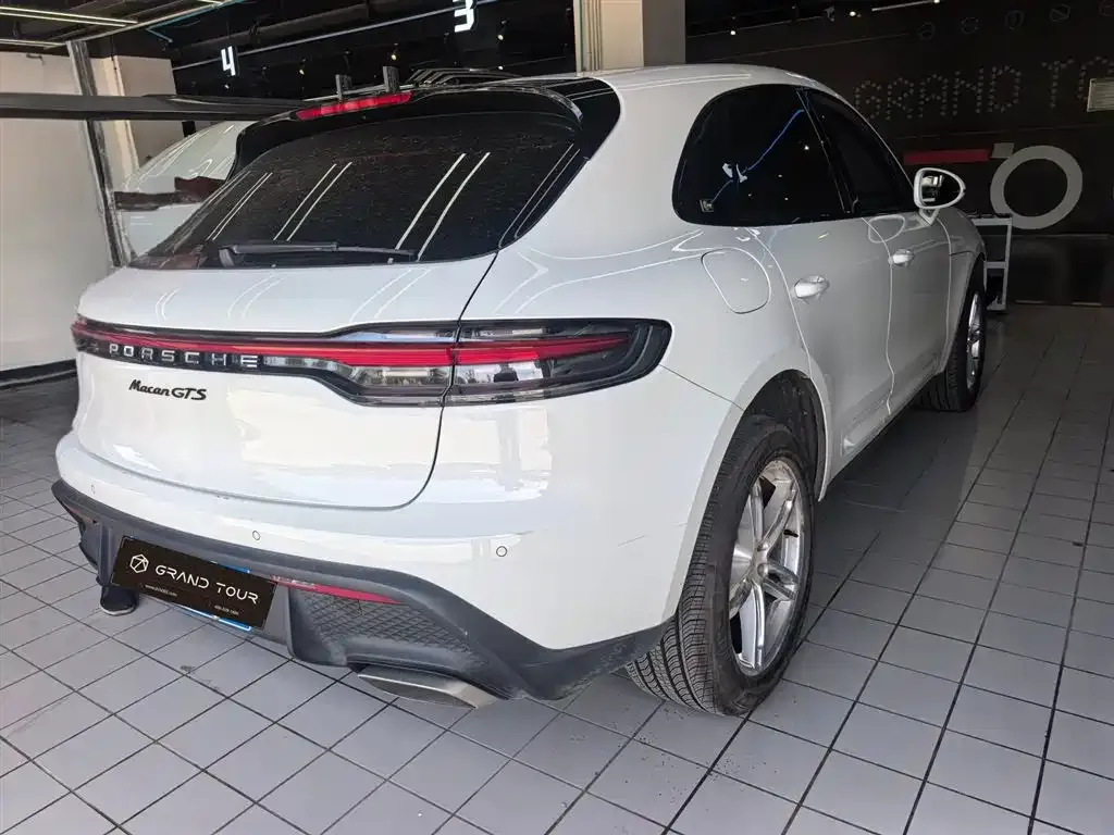 Porsche Macan — фото 3