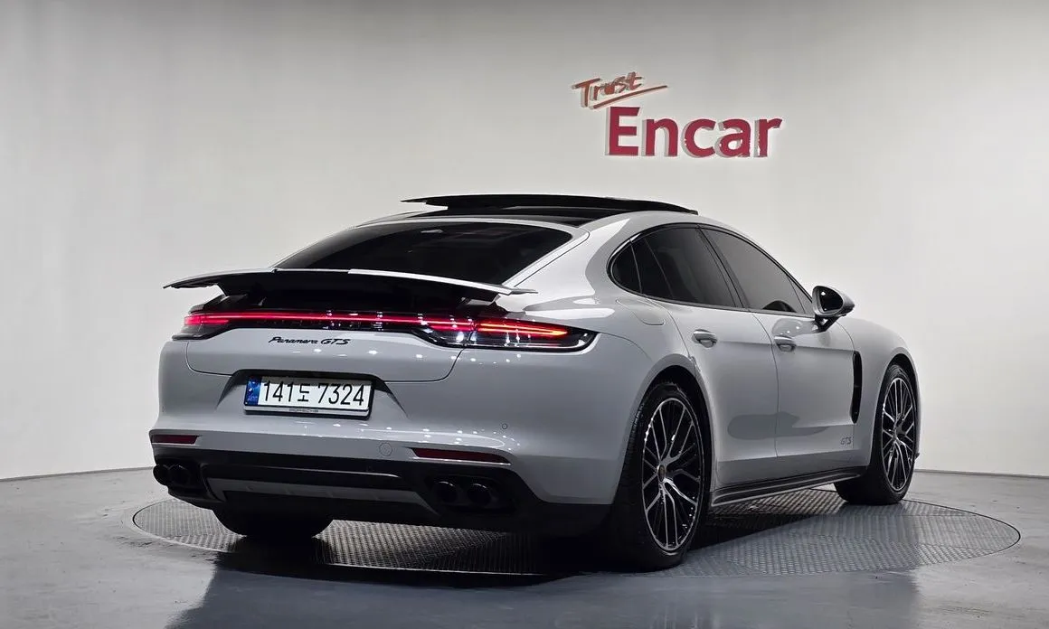 Porsche Panamera 2021 из KR, фото 2