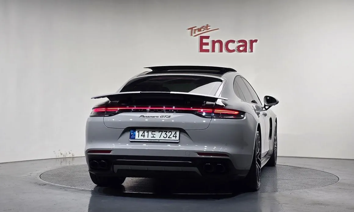 Porsche Panamera 2021 из KR, фото 5