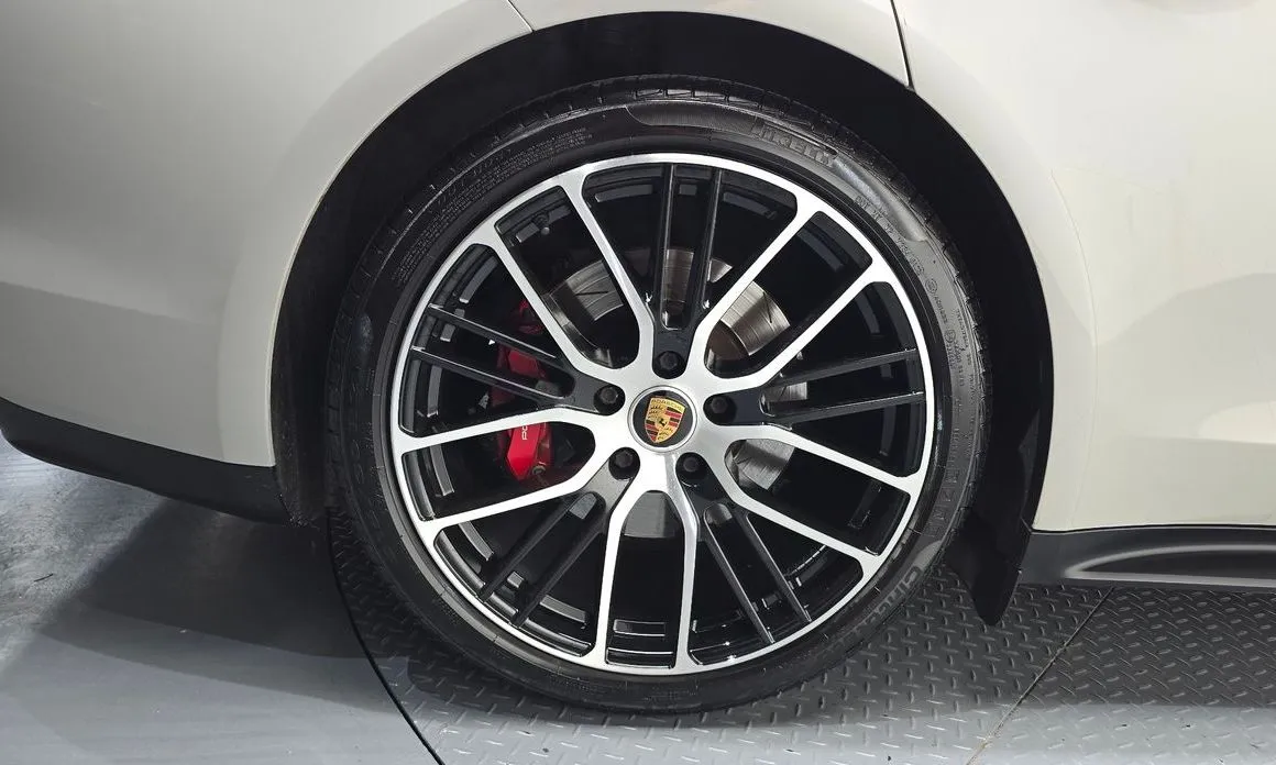 Porsche Panamera 2021 из KR, фото 7